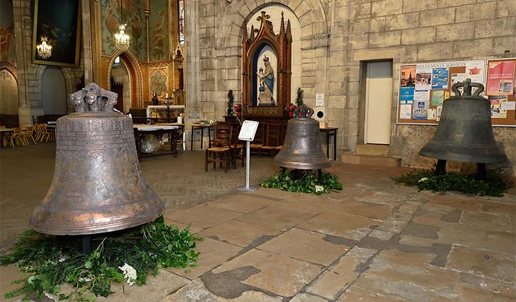 Restauration d'une cloche : l'évènement